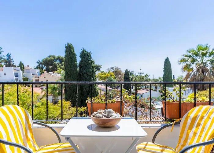 Guestready - Chasing The Sun In Malaga